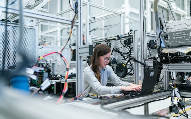 Manufacturing health and safety in the UAE